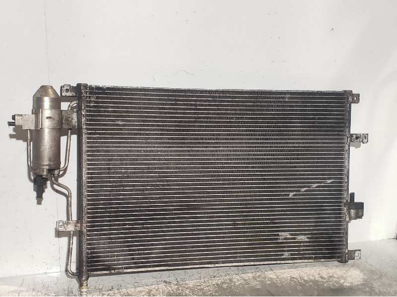 Recambio de condensador / radiador aire acondicionado para volvo xc70 d5 tracción total referencia OEM IAM 8683358 19907 VALEO