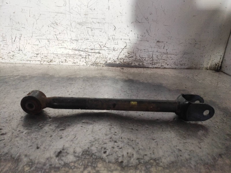 Recambio de brazo suspension superior trasero izquierdo para lexus is200 (ds2/is2) 220d referencia OEM IAM   