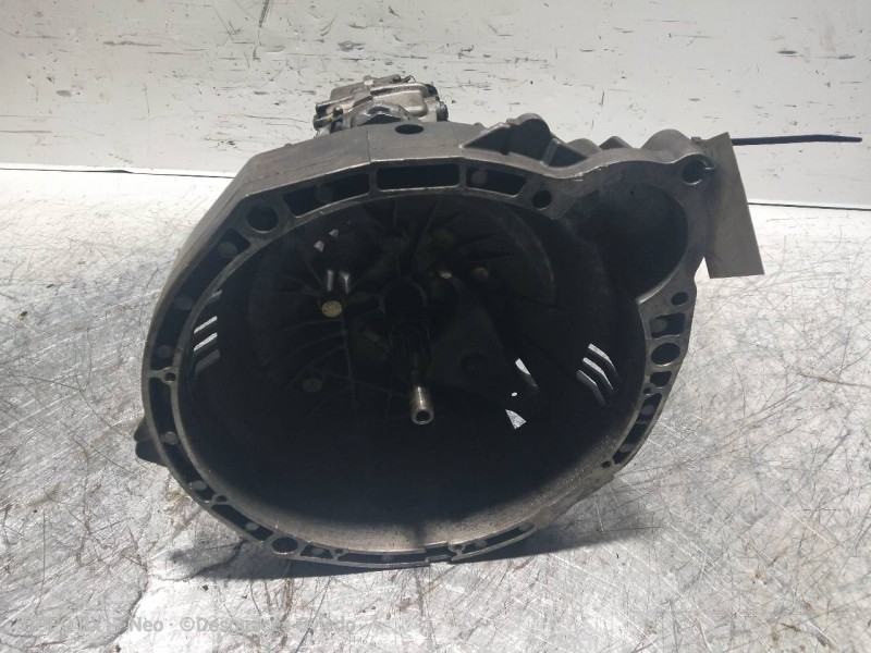 Recambio de caja cambios para peugeot 505 berlina 1.4 referencia OEM IAM 104869  