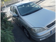 opel astra g berlina del año 2002