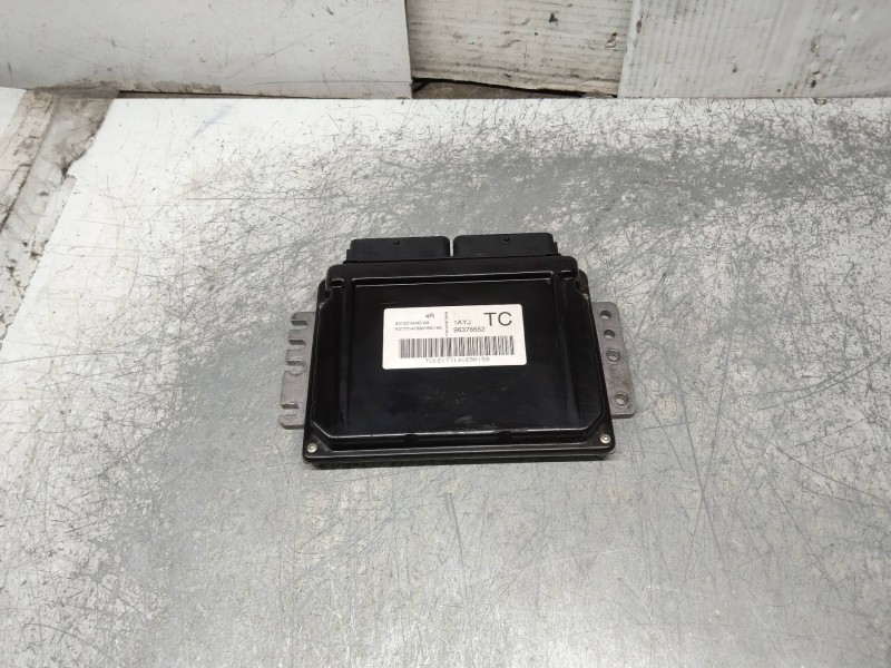 Recambio de centralita motor uce para daewoo kalos 1.2 se referencia OEM IAM S010016040A9 96376652 4R 1AYJ TC
