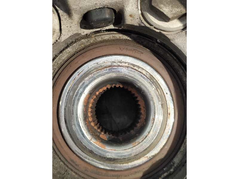 Recambio de mangueta delantera derecha para volvo xc70 d5 tracción total referencia OEM IAM   