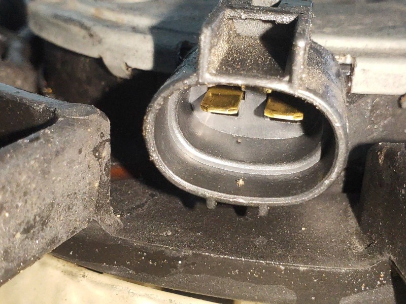 Recambio de electroventilador para lexus is200 (ds2/is2) 220d referencia OEM IAM 1680001970  