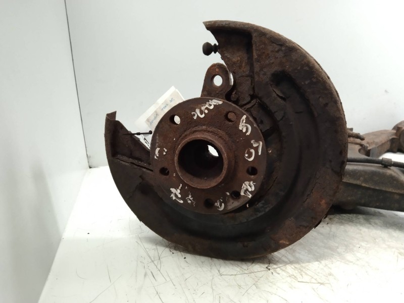 Recambio de mangueta trasera derecha para volkswagen t5 transporter/furgoneta 1.9 tdi cat (axb) referencia OEM IAM   