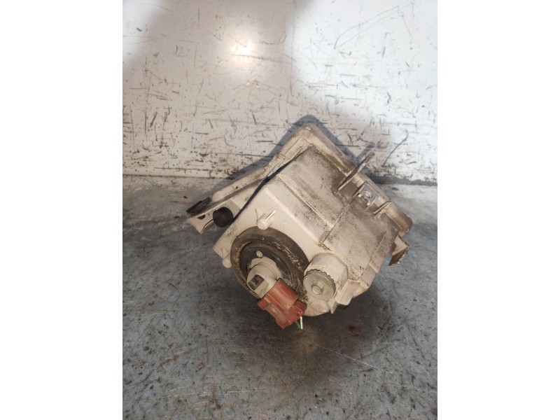 Recambio de faro antiniebla izquierdo para lexus is200 (ds2/is2) 220d referencia OEM IAM   