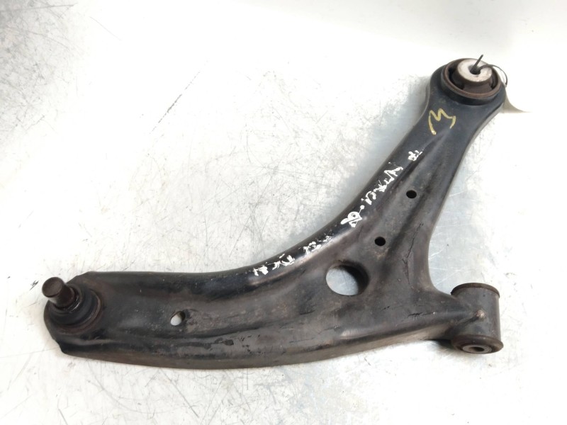 Recambio de brazo suspension inferior delantero derecho para ford fiesta (cb1) trend referencia OEM IAM   