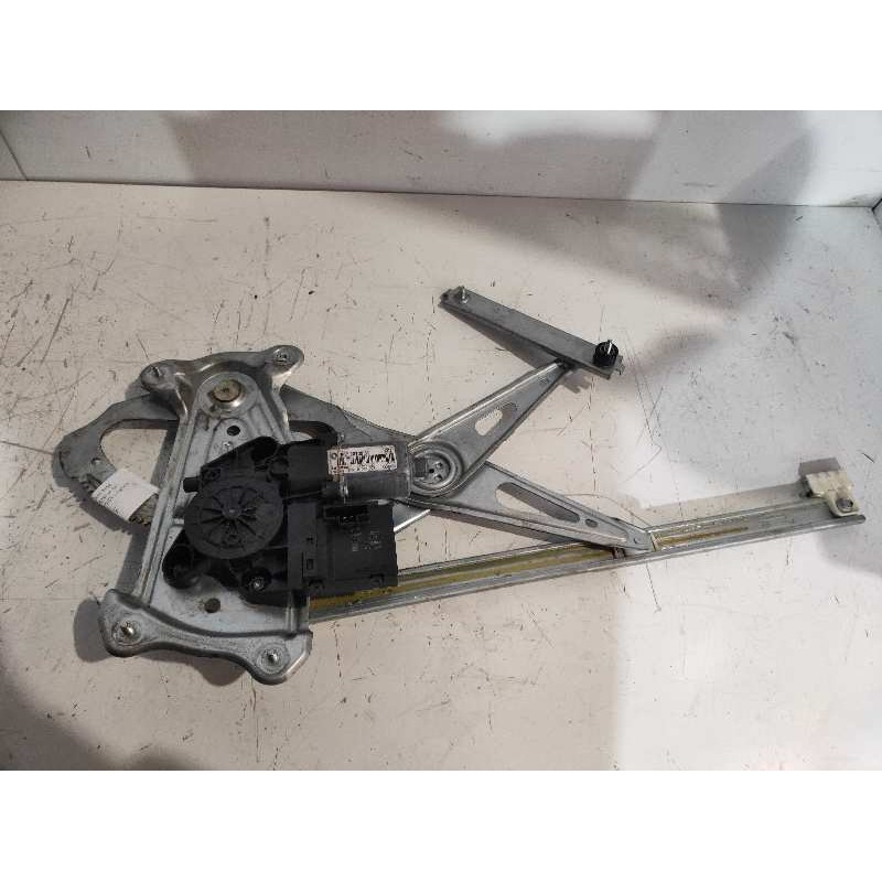 Recambio de elevalunas delantero derecho para renault megane iii berlina 5 p business referencia OEM IAM 966416103 8073011139R 9