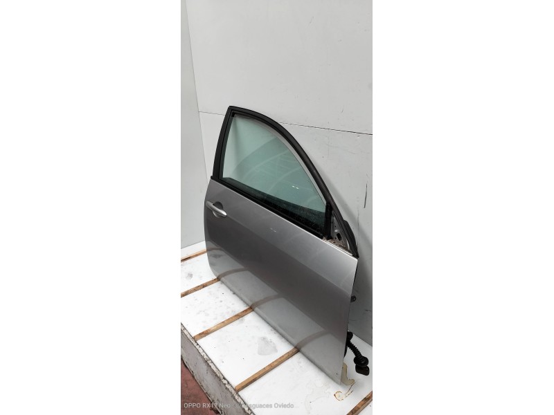 Recambio de puerta delantera derecha para nissan primera berlina (p12) acenta referencia OEM IAM   5P