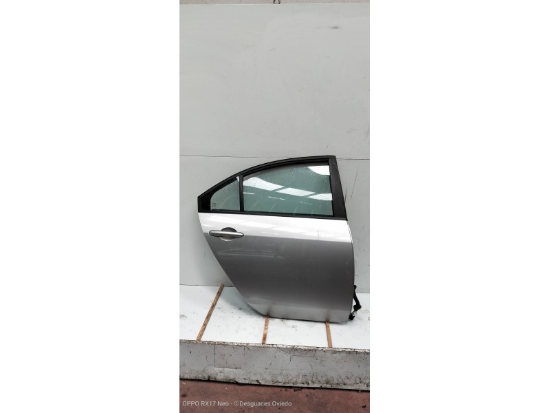 Recambio de puerta trasera derecha para nissan primera berlina (p12) acenta referencia OEM IAM   5P