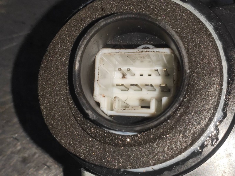 Recambio de motor cierre centralizado trasero izquierdo para lexus is200 (ds2/is2) 220d referencia OEM IAM   