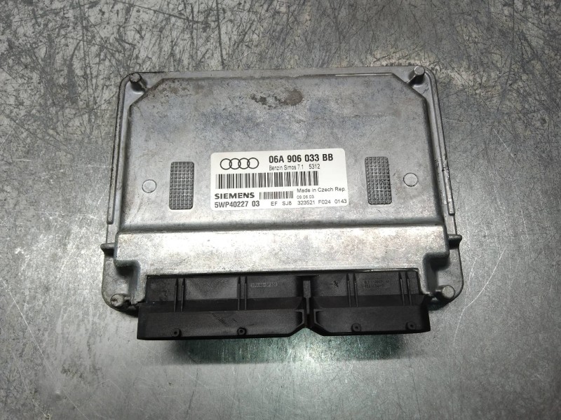 Recambio de centralita motor uce para audi a3 (8p) 1.6 ambition referencia OEM IAM 5WP4022703 06A906033BB 