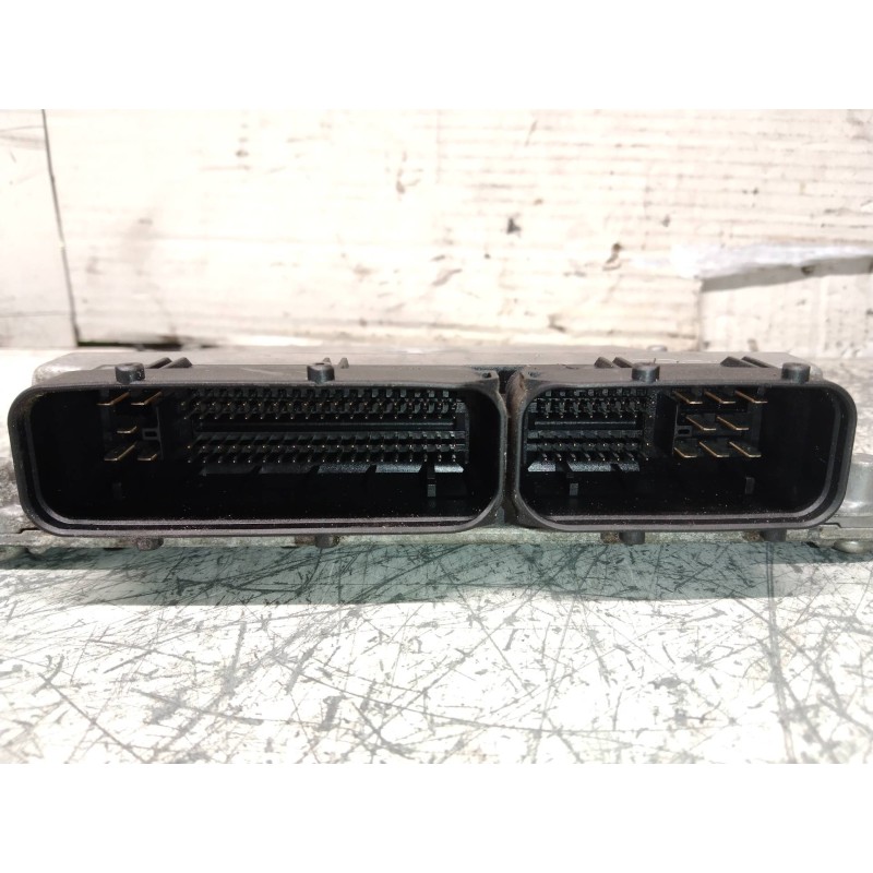 Recambio de centralita motor uce para audi a3 (8p) 1.6 ambition referencia OEM IAM 5WP4022703 06A906033BB 