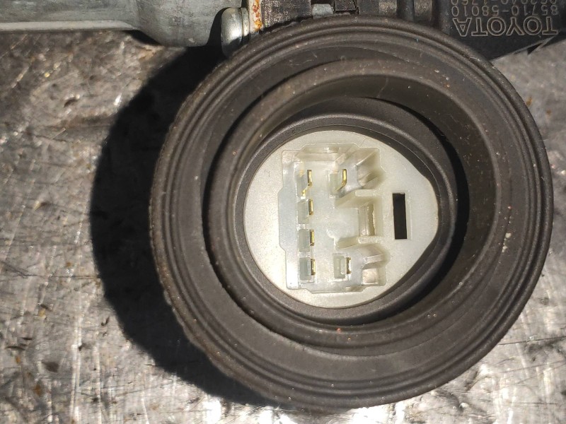 Recambio de elevalunas delantero derecho para lexus is200 (ds2/is2) 220d referencia OEM IAM 8571058010 0620401760 