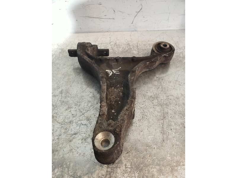 Recambio de brazo suspension inferior delantero derecho para volvo xc70 d5 tracción total referencia OEM IAM P8649546  