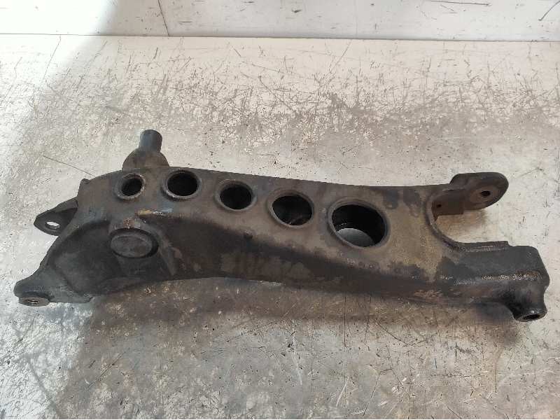 Recambio de brazo suspension superior trasero derecho para volvo xc70 d5 tracción total referencia OEM IAM 30647014  