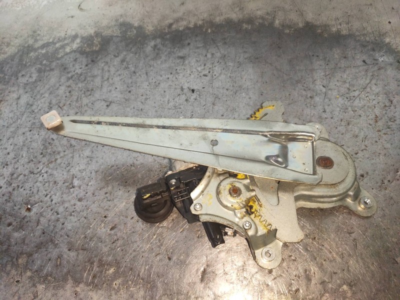 Recambio de elevalunas trasero derecho para lexus is200 (ds2/is2) 220d referencia OEM IAM 8572058010 0620401770 