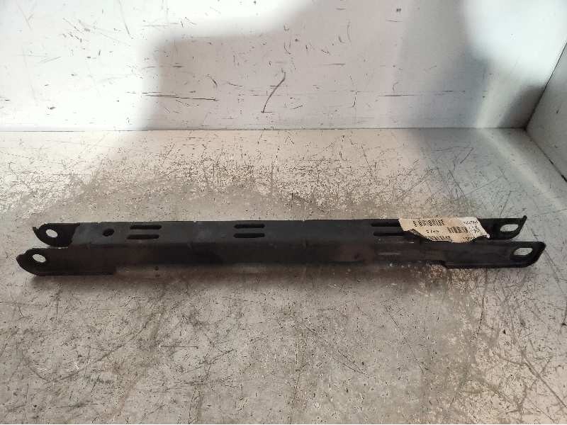 Recambio de tirante trasero derecho para volvo xc70 d5 tracción total referencia OEM IAM B109931  