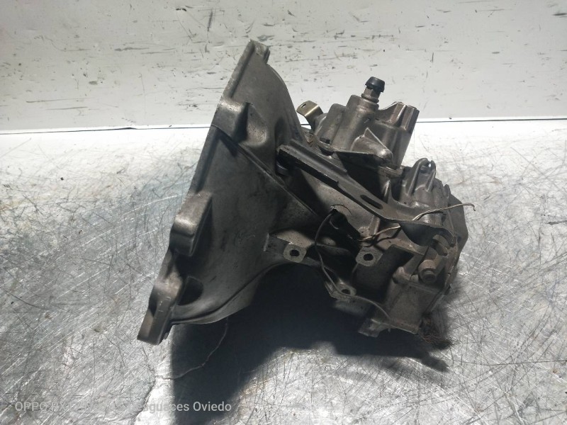 Recambio de caja cambios para opel corsa a 1.2 referencia OEM IAM F10W394 A25951 