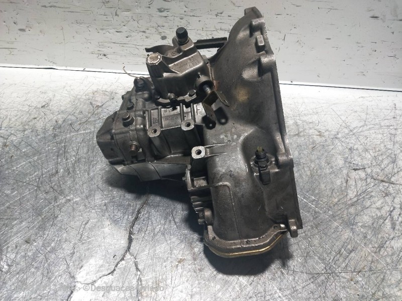 Recambio de caja cambios para opel corsa a 1.2 referencia OEM IAM F10W394 A25951 