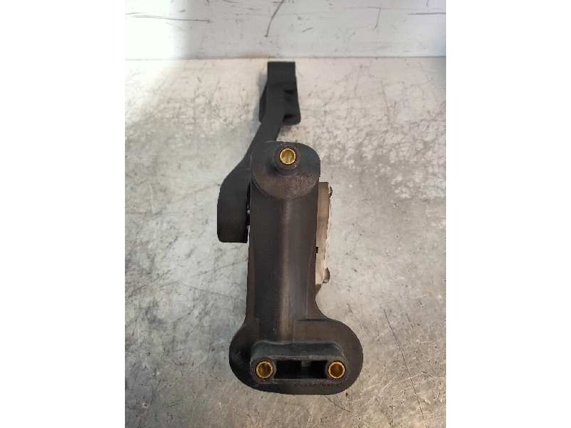 Recambio de potenciometro pedal para volvo xc70 d5 tracción total referencia OEM IAM 6PV00853700 30666660 HELLA