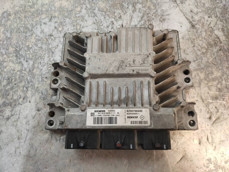 Recambio de centralita motor uce para renault megane ii familiar business referencia OEM IAM S122326111A 8200766462 8200592611 S