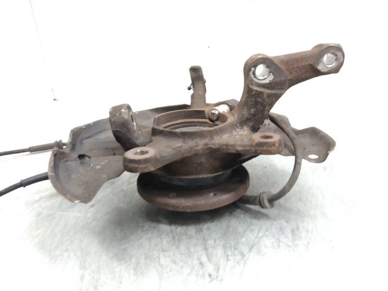 Recambio de mangueta delantera izquierda para volvo serie 460 1.6 cat referencia OEM IAM   