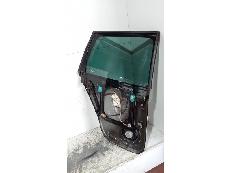 Recambio de elevalunas trasero derecho para volkswagen touareg (7l6) tdi r5 referencia OEM IAM 7L6959704 3D0959794E 7L0839354K 7