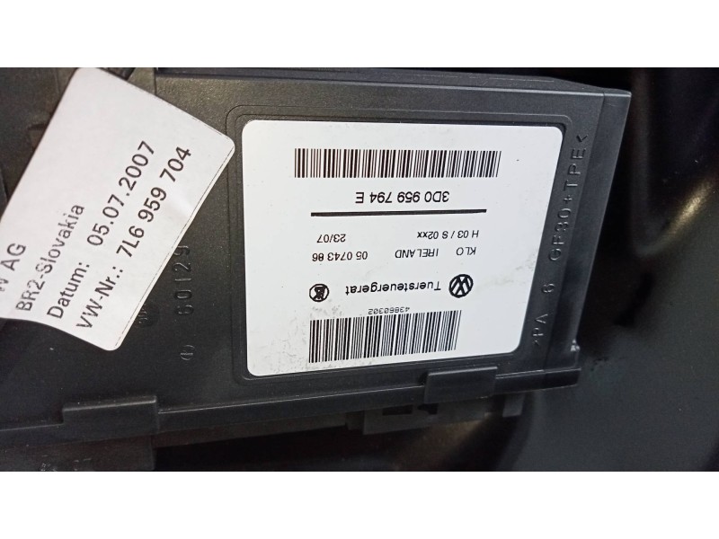 Recambio de elevalunas trasero derecho para volkswagen touareg (7l6) tdi r5 referencia OEM IAM 7L6959704 3D0959794E 7L0839354K 7