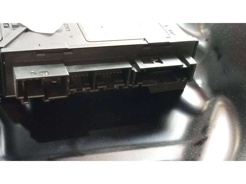 Recambio de elevalunas trasero derecho para volkswagen touareg (7l6) tdi r5 referencia OEM IAM 7L6959704 3D0959794E 7L0839354K 7