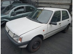 peugeot 205 berlina del año 1998