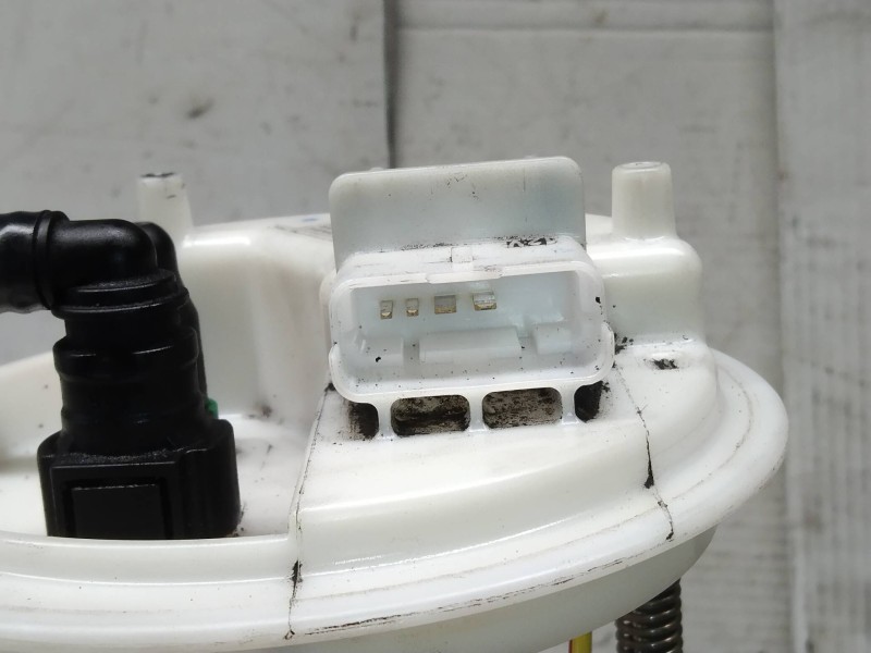 Recambio de bomba combustible para opel combo d expression l1h1 referencia OEM IAM 0580203040 51827144 