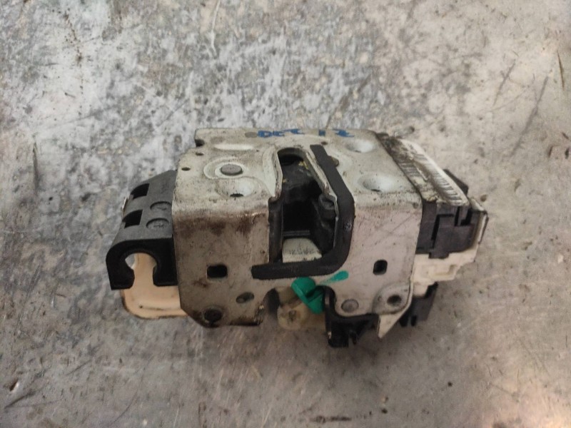 Recambio de motor cierre centralizado delantero izquierdo para dodge caliber s referencia OEM IAM P04589409AE  