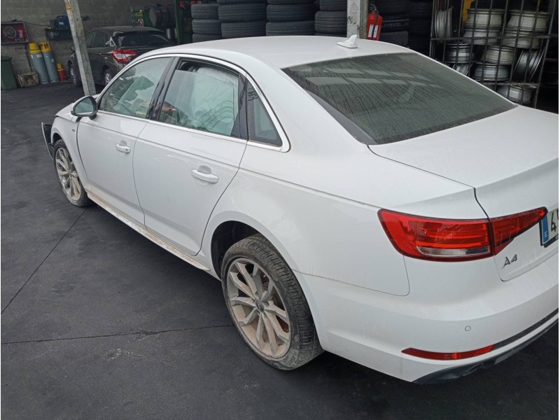 audi a4 berlina (8w2) del año 2016