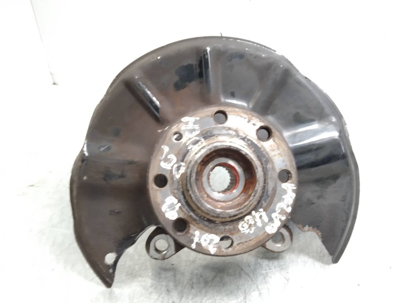 Recambio de mangueta delantera derecha para volvo serie 460 2.0i glt referencia OEM IAM   