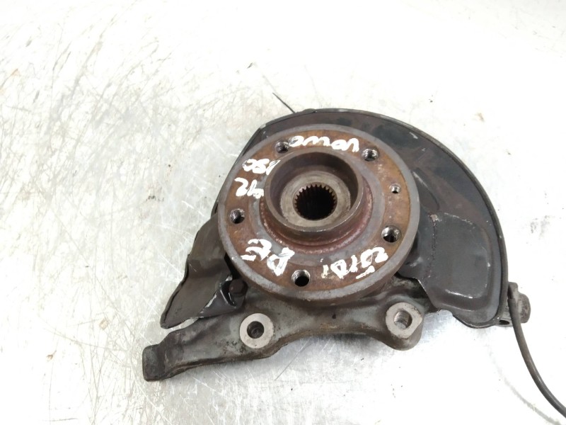 Recambio de mangueta delantera derecha para volvo serie 850 2.5 turbodiesel referencia OEM IAM   