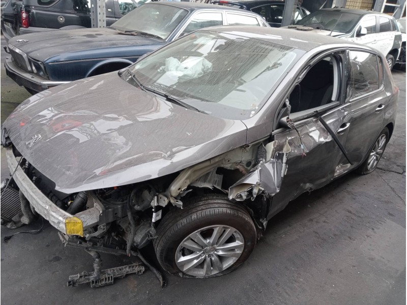 peugeot 308 del año 2016