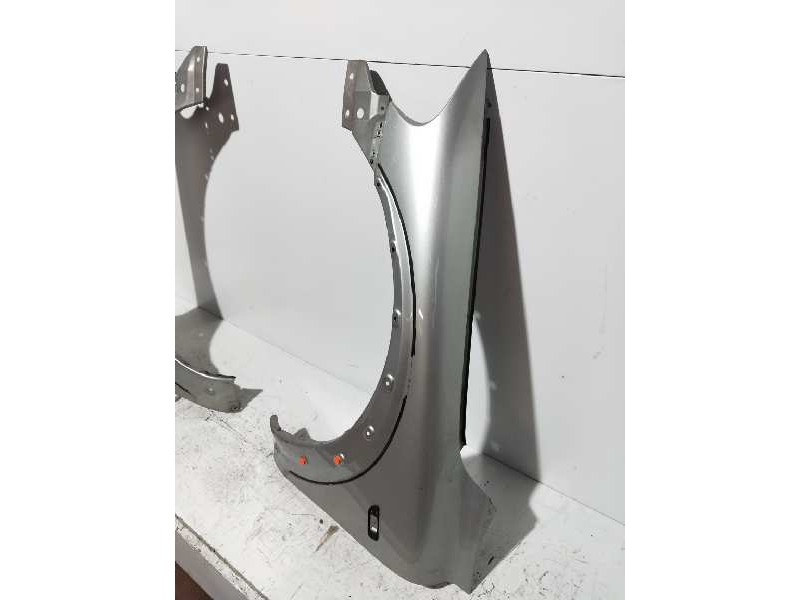 Recambio de aleta delantera izquierda para volvo xc70 d5 tracción total referencia OEM IAM   