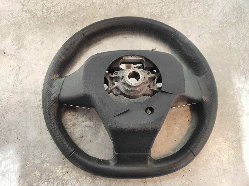 Recambio de volante para toyota auris active referencia OEM IAM   