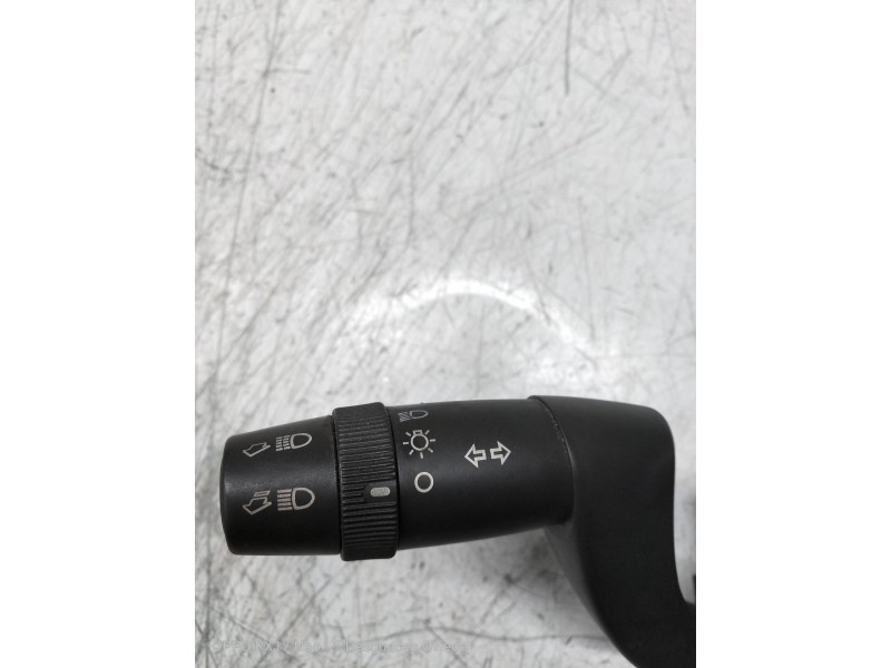 Recambio de mando luces para fiat idea (135) 1.9 jtd cat referencia OEM IAM 07353619370  