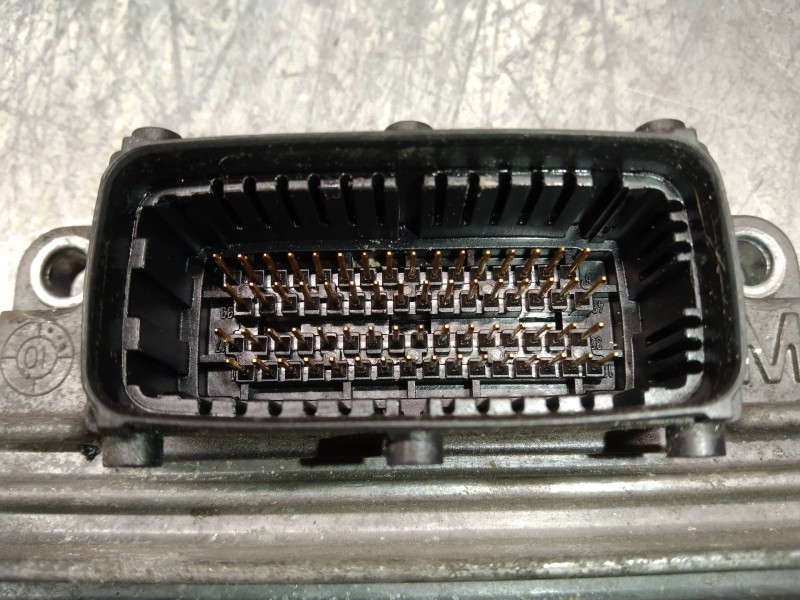 Recambio de centralita motor uce para opel astra g berlina comfort referencia OEM IAM 12212819 8973065751 