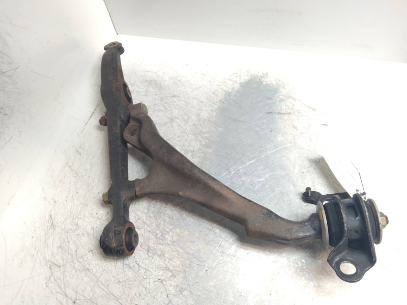 Recambio de brazo suspension inferior delantero izquierdo para honda crx (eg/eh) 1.6 sohc vtec cat referencia OEM IAM   