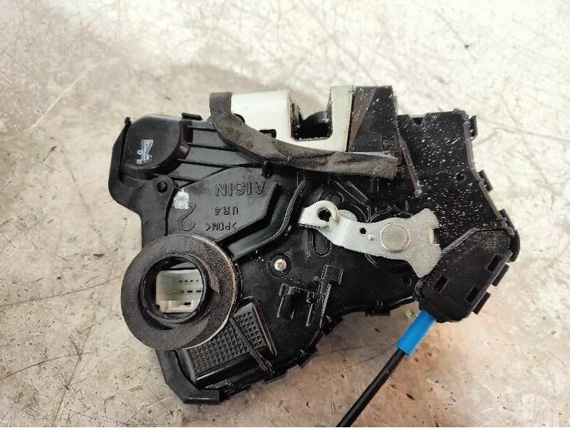 Recambio de motor cierre centralizado delantero derecho para toyota auris active referencia OEM IAM   