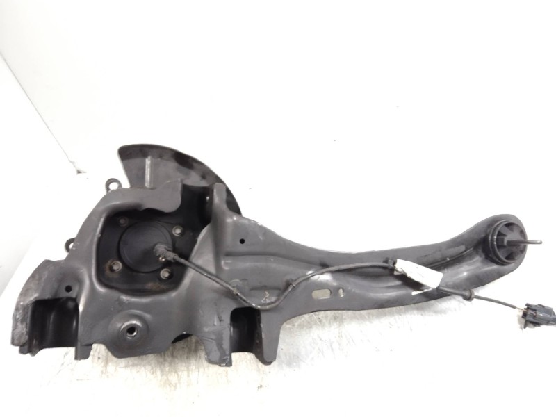 Recambio de mangueta trasera izquierda para volvo c30 2.5 20v turbo cat referencia OEM IAM   