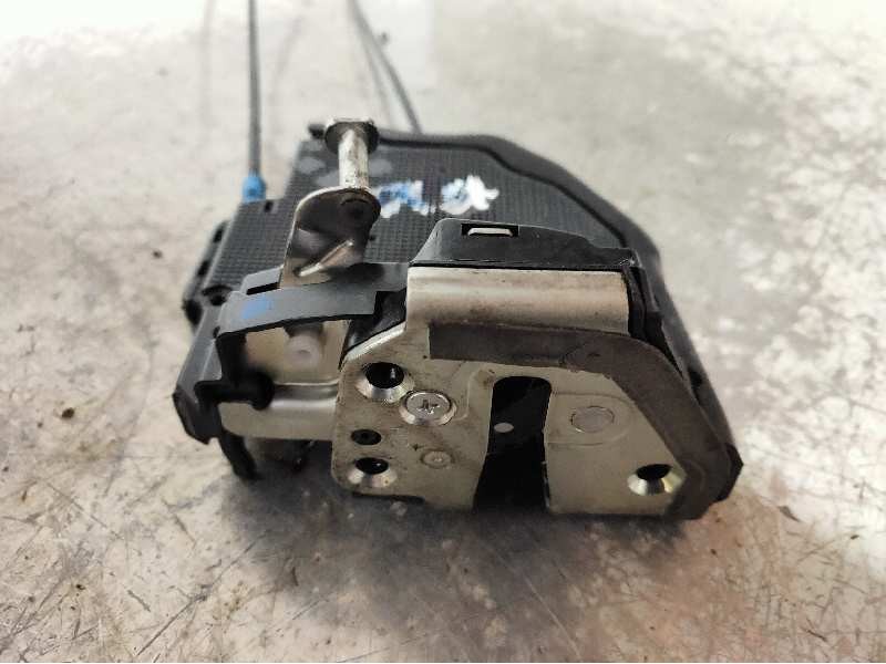 Recambio de motor cierre centralizado trasero izquierdo para toyota auris active referencia OEM IAM   