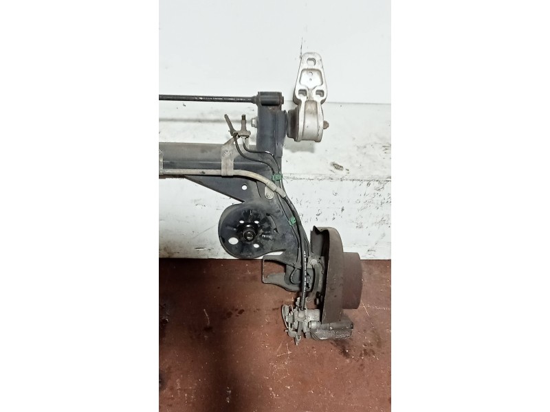 Recambio de puente trasero para volkswagen passat berlina (3b2) básico referencia OEM IAM   DISCO / ABS