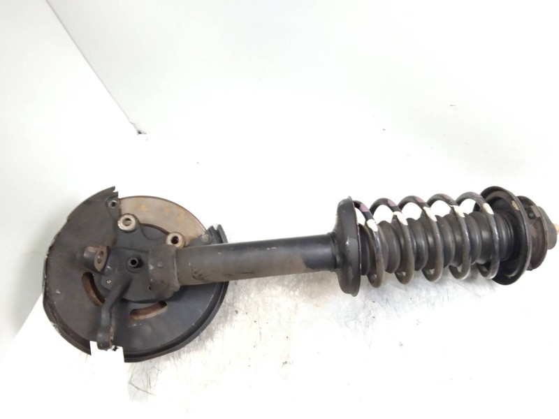 Recambio de mangueta delantera derecha para volvo serie 340 340 gl referencia OEM IAM   