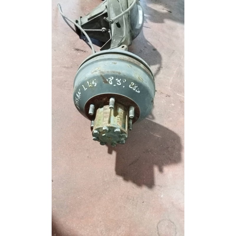 Recambio de puente trasero para nissan l - 45.085 pr / 2800 / 4.5 / 63 kw cabina individual referencia OEM IAM 6301100701 RUEDA 