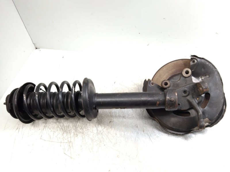 Recambio de mangueta trasera derecha para volvo serie 340 340 gl referencia OEM IAM    Recambio de mangueta trasera derecha para volvo serie 340 340 gl referencia OEM IAM