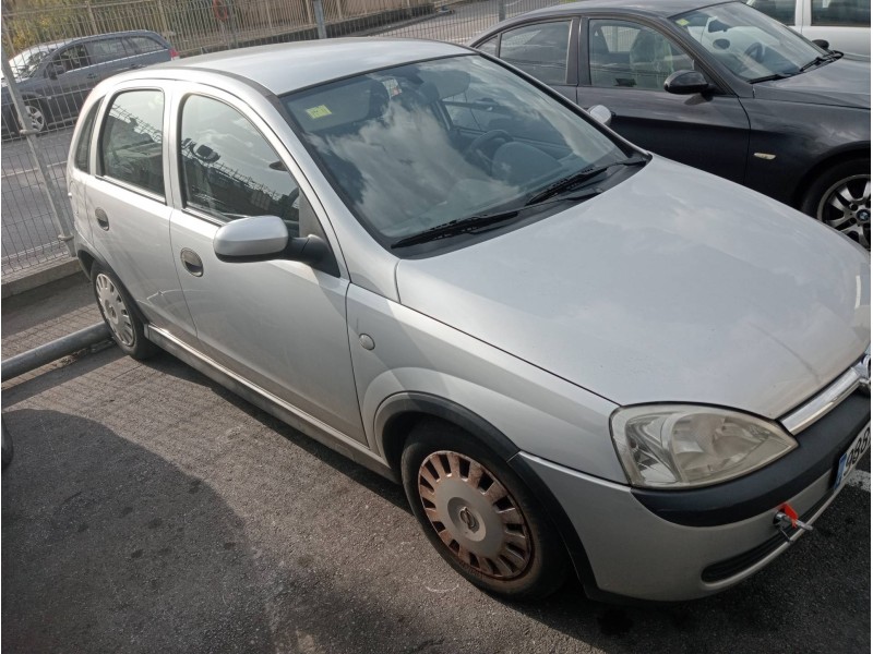 opel corsa c del año 2003