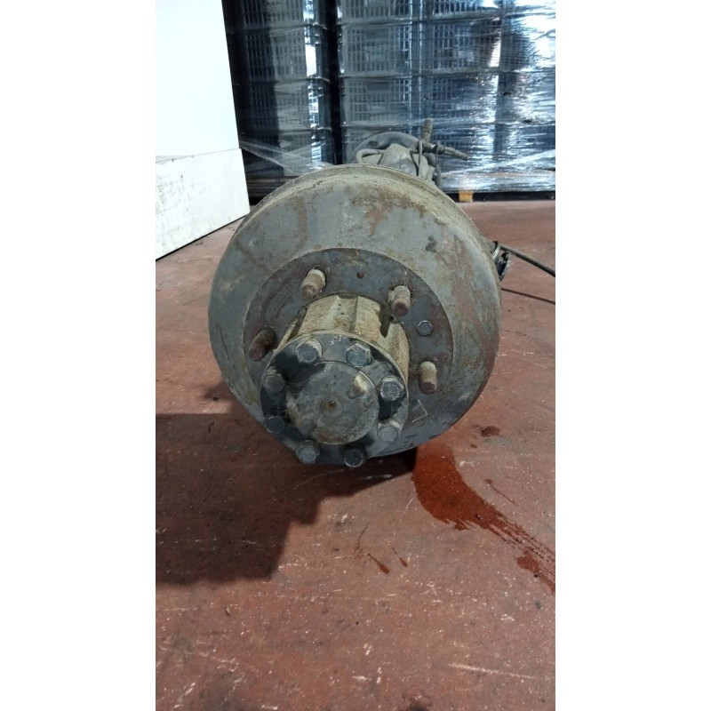 Recambio de puente trasero para nissan l - 45.085 pr / 2800 / 4.5 / 63 kw cabina individual referencia OEM IAM 6301100701 RUEDA 